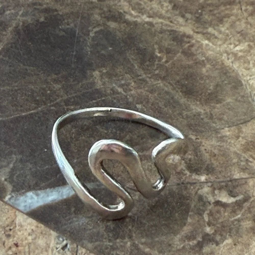 Wave Swirl silver ring